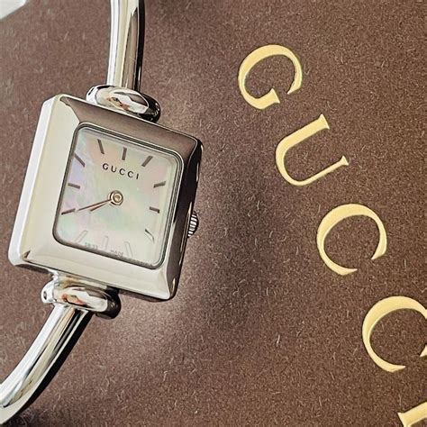 gucci watch model 1800|1900l quartz for women.